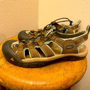 Keen Women’s Brown and Black Strappy Outdoor Sandals